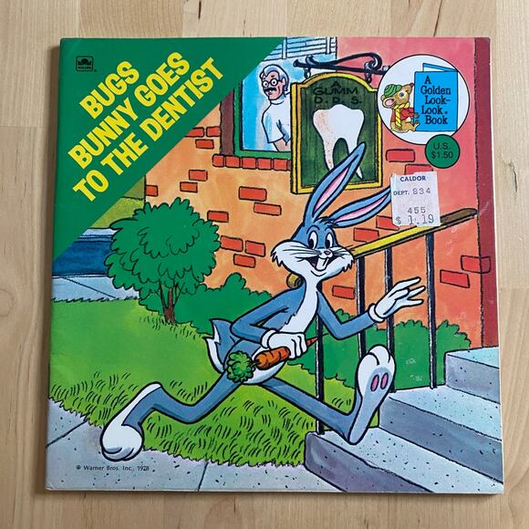 Vintage 1978 Bugs Bunny Goes To The Dentist Paperback Book - Picture 1 of 6